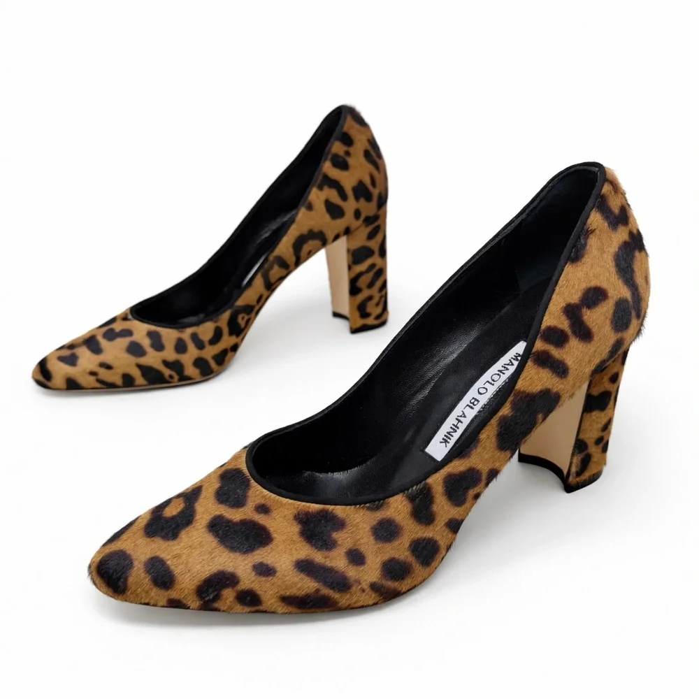 Manolo Blahnik Tucciototo Leopard Calf Hair Pumps Womens Size EU 37.5